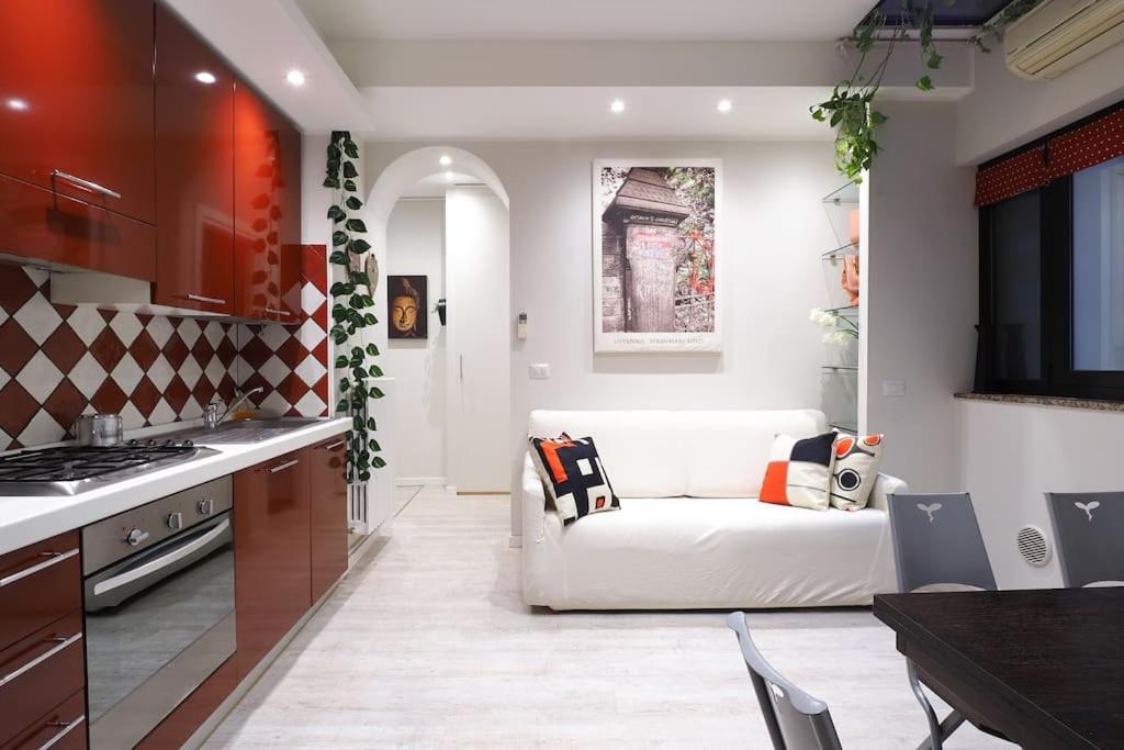 Delizioso Studio Tra Navigli E Mm Sant'Agostino ミラノ エクステリア 写真