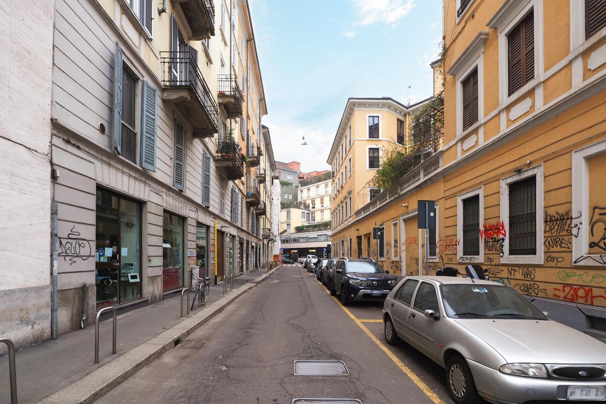 Delizioso Studio Tra Navigli E Mm Sant'Agostino ミラノ エクステリア 写真