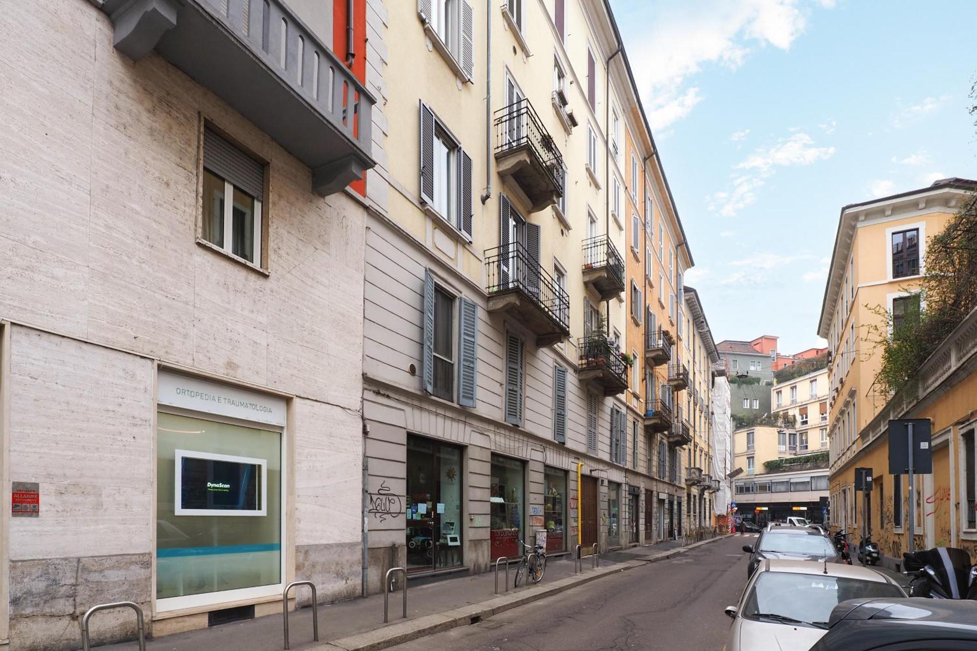 Delizioso Studio Tra Navigli E Mm Sant'Agostino ミラノ エクステリア 写真