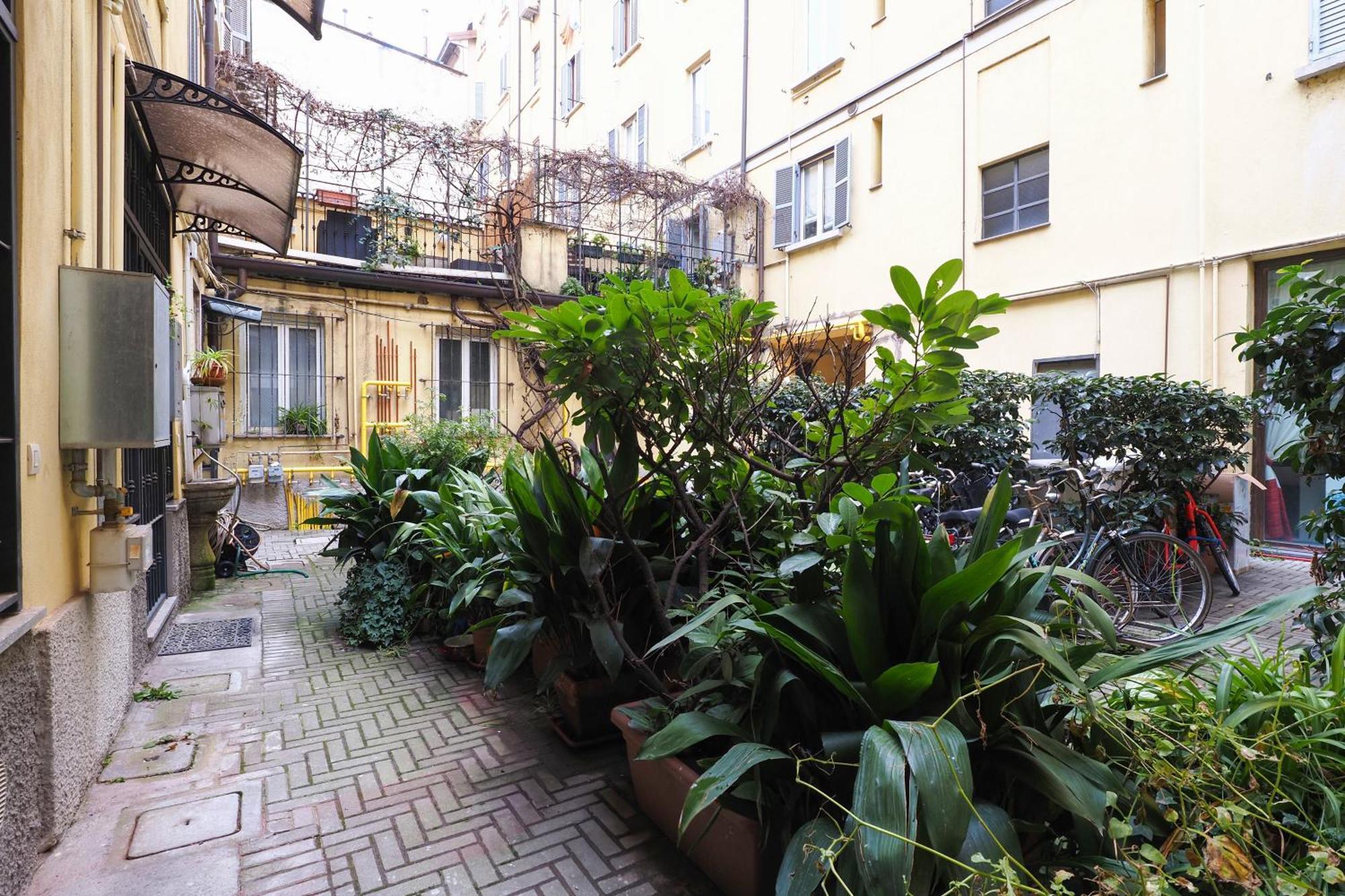 Delizioso Studio Tra Navigli E Mm Sant'Agostino ミラノ エクステリア 写真